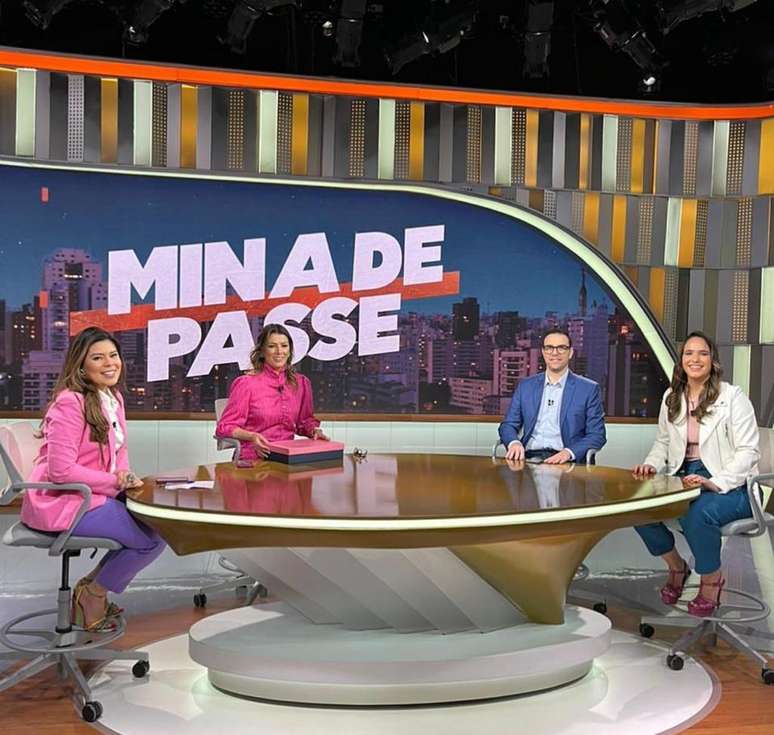 Luciana é uma das apresentadoras do programa Mina de Passes