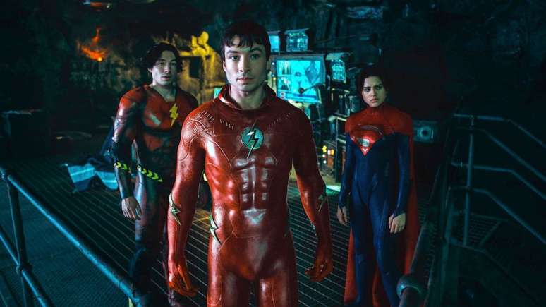 Ezra Miller como o herói The Flash, ele vem colecionando polêmicas e detenções nos últimos anos.