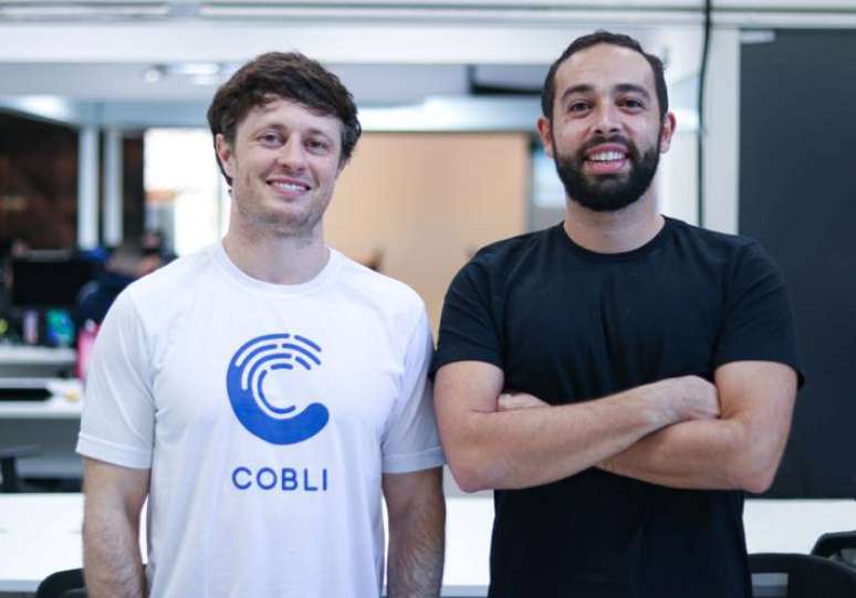 Parker Treacy e Rodrigo Mourad, fundadores da startup Cobli