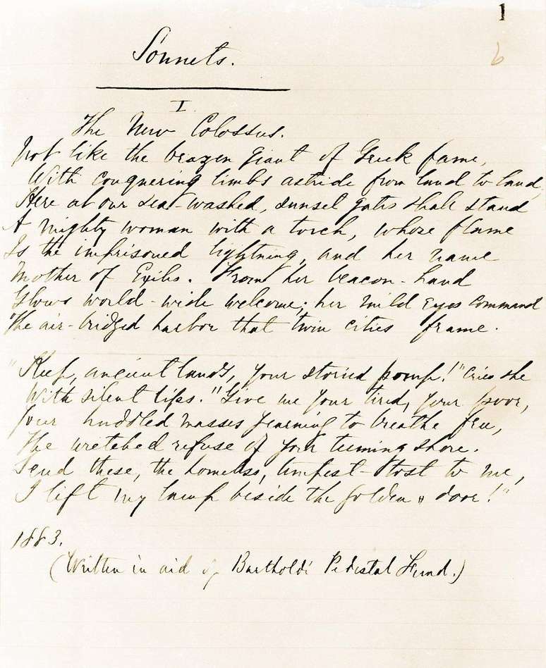 O manuscrito original do poema ‘O Novo Colosso’: ‘Ao lado da porta dourada, ergo minha luz!’