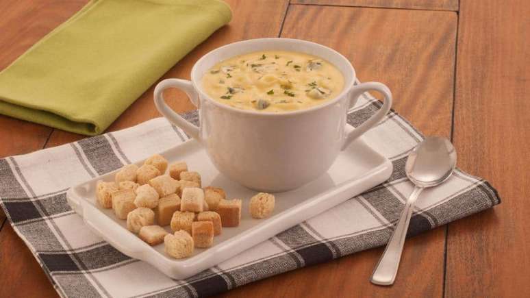 Creme de mandioquinha com gorgonzola