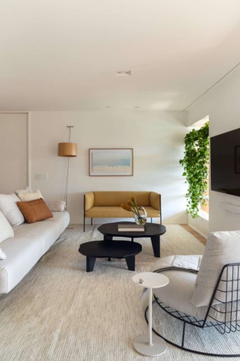 160m² apartment designed by Studio A+G Arquitetura.