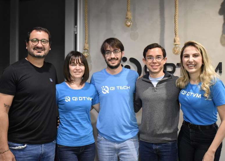 Pedro Mac Dowell, CEO da holding QI Tech, Valquíria Matsui, diretora comercial da QI DTVM, Pedro Calil, diretor de tecnologia da QI DTVM, Gianluca Malta, diretor geral da QI DTVM e Audrey Almeida, diretora jurídica da QI DTVM