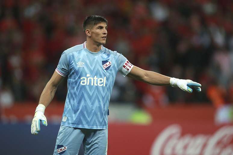 Sérgio Rochet, ex-Nacional, em partida contra o Internacional, este ano, pela Libertadores – Foto Fernando Alves/Getty Images