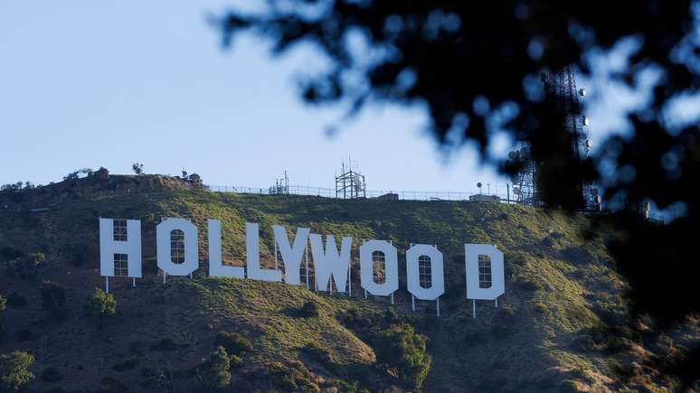 Produ&ccedil;&otilde;es no exterior, como as filmagens da sequ&ecirc;ncia de Gladiador, da Paramount, em Marrocos e Malta, tamb&eacute;m devem ser afetadas