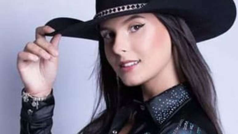 Pregnant?  Sensitive makes shocking predictions about Ana Castela