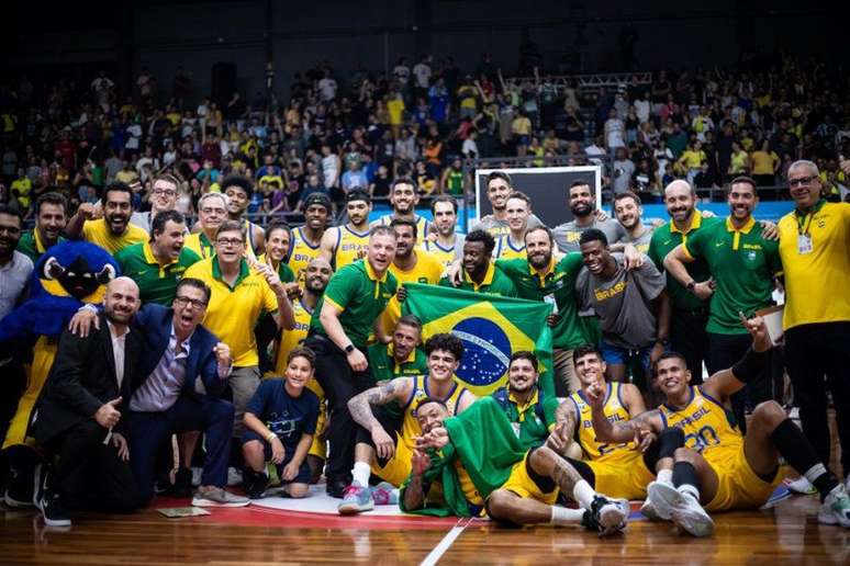 Veja os elencos da Copa do Mundo de Basquete 2023