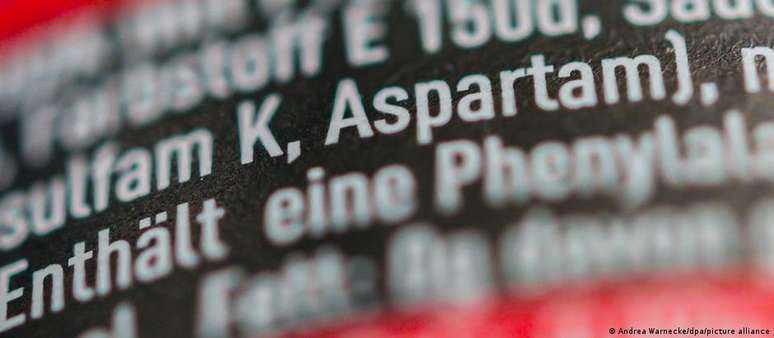 In addition to aspartame, which foods WHO links to cancer