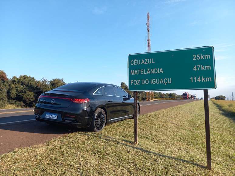 Mercedes-Benz EQE 300 foi de São Paulo a Foz do Iguaçu e voltou