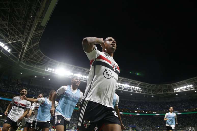 São Paulo provoca Palmeiras nas redes sociais após classificação na Copa do Brasil; veja