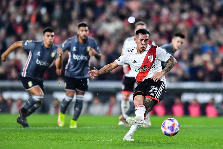 River Plate bypasses Estudiantes and sacraments the title of the Argentine