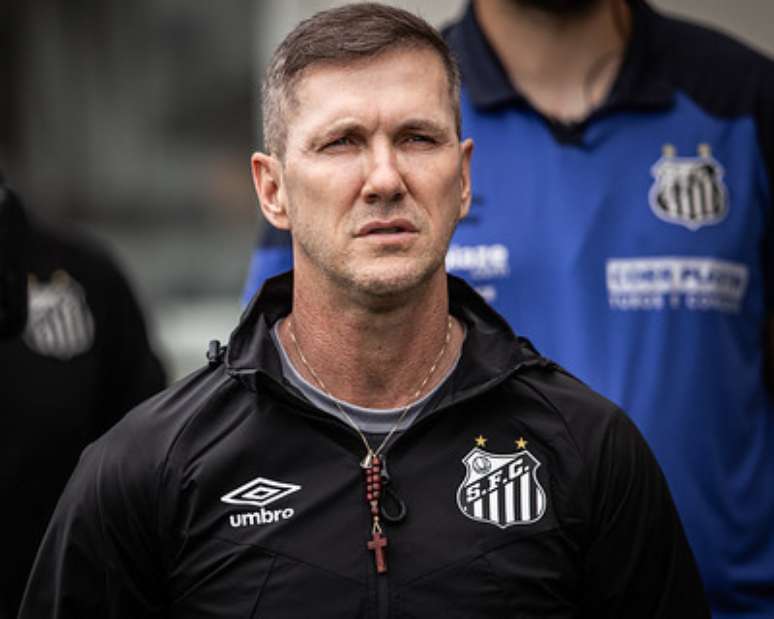 Santos não terá o técnico Paulo Turra contra o São Paulo –