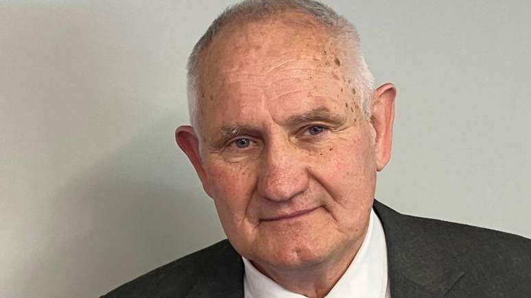 Gilbert John passou mais de 50 anos noticiando para a BBC News direto do oeste do Pa&iacute;s de Gales