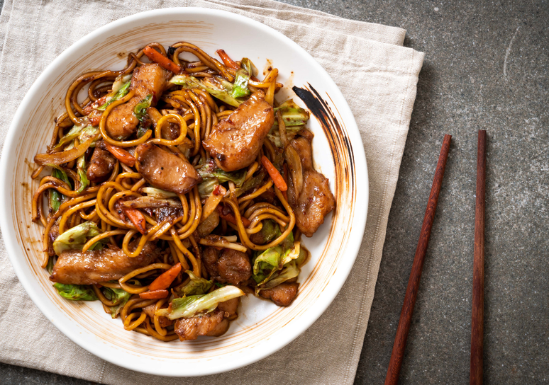 Traditional yakisoba: the recipe for a different meal