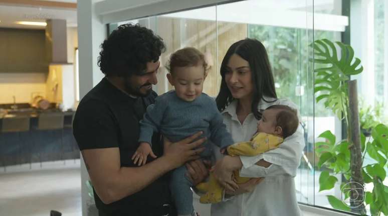 Renato Goés, Chico, Thaila Ayala e Tereza