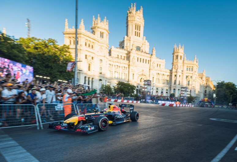 Perez andou este final de semana em Madri com o RB7 e o RB8