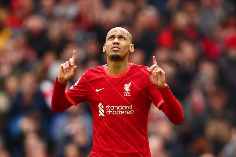 Fabinho está prestes a deixar o Liverpool após seis anos de clube –