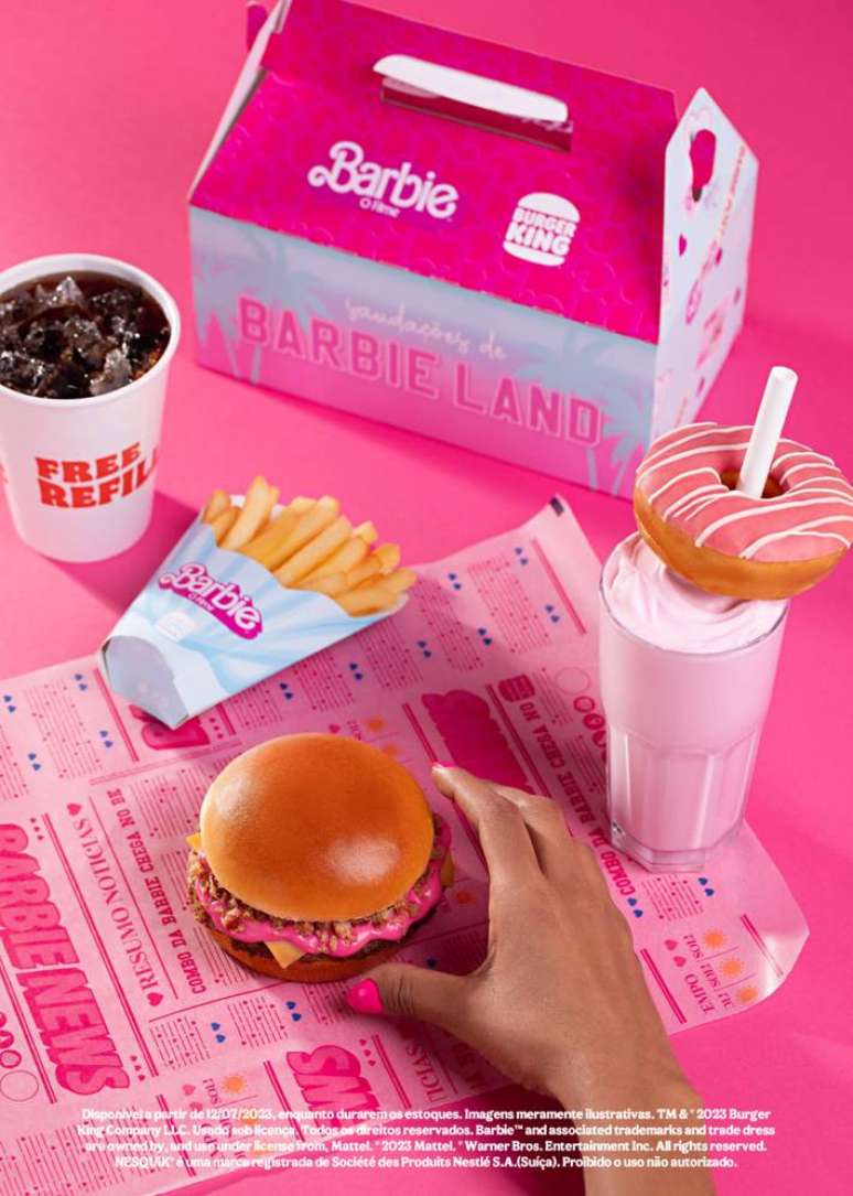 O Pink Burger vem com molho rosa sabor defumado, a Batata do Ken vem embalagem especial em formato de concha e o Shake da Barbie com Donut.