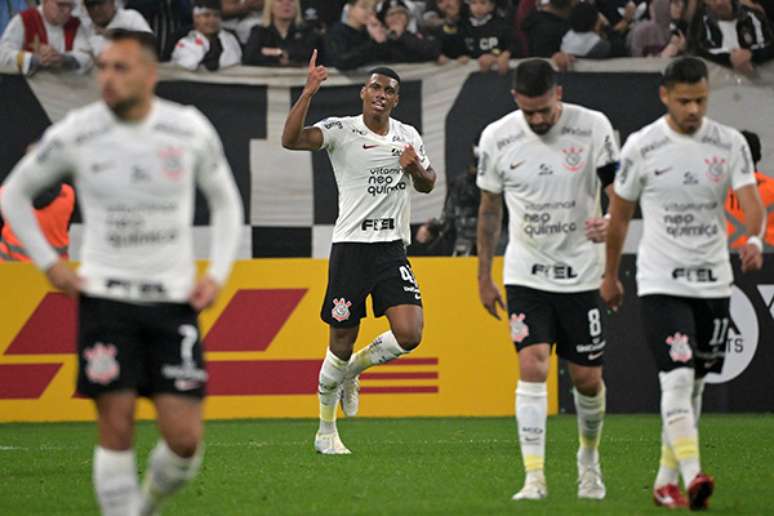 Corinthians aim for a winning streak that hasn’t happened for two years