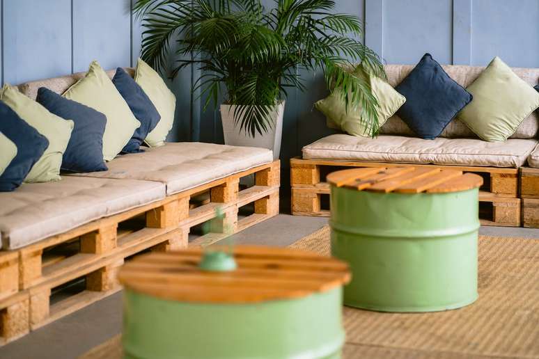 5 ways to use your small balcony