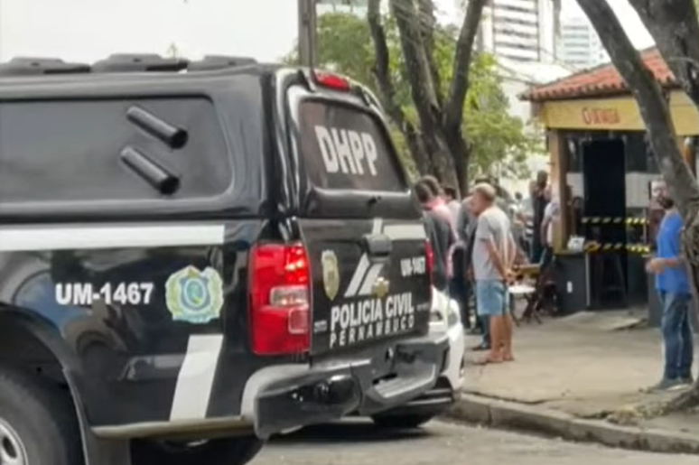 Dono de restaurante foi morto a tiros no bairro Madalena, em Recife