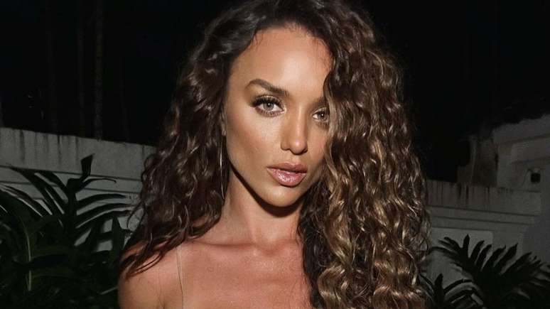 Rafa Kalimann surrenders to the ‘Barbie’ trend and the web with the doll look