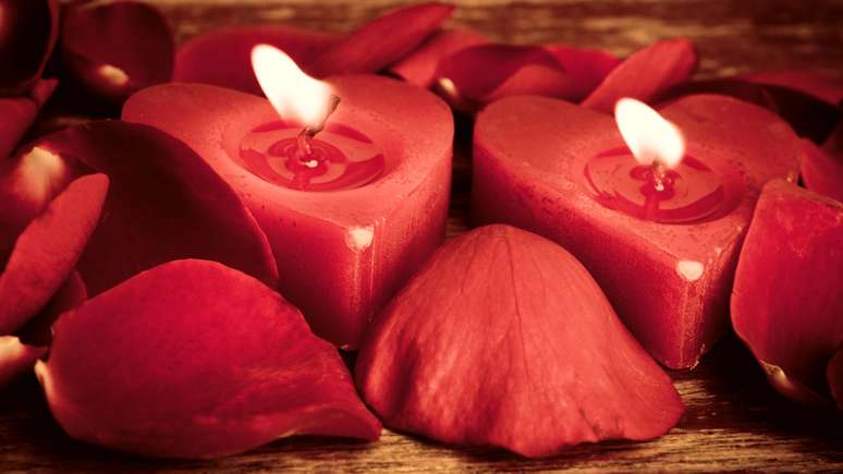 Is your loved one arriving in 7 days?  Myths and truths about love