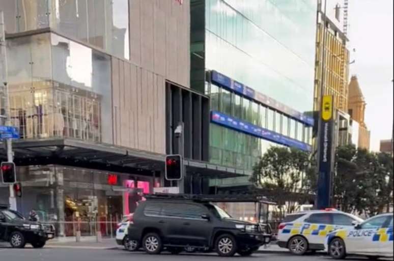 Tiroteio no Centro Comercial de Auckland abala a véspera da Copa do Mundo  Feminina de Futebol - Portal Agora Alagoas