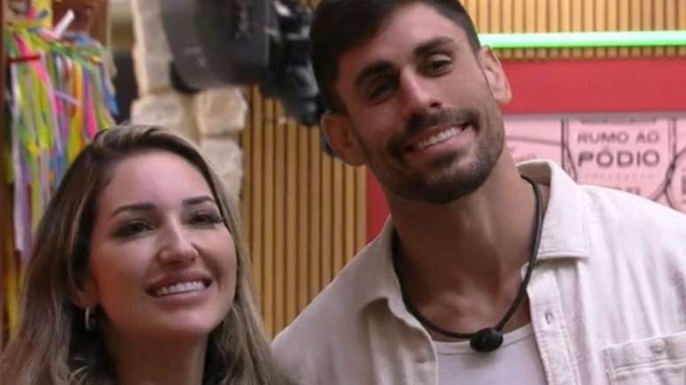 Amanda e Cara de Sapato no 'BBB 23'.