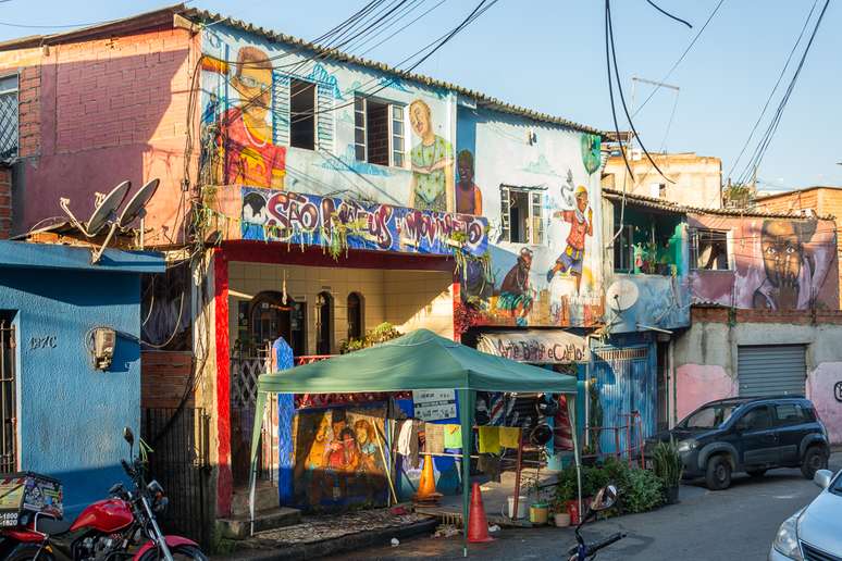 Sede do São Mateus em Movimento, referência de atividades artísticas e serviços públicos na favela Vila Flávia 