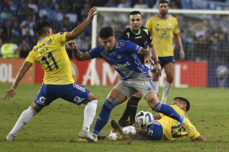 Emelec draws with Sporting Cristal and advances in Sudamericana