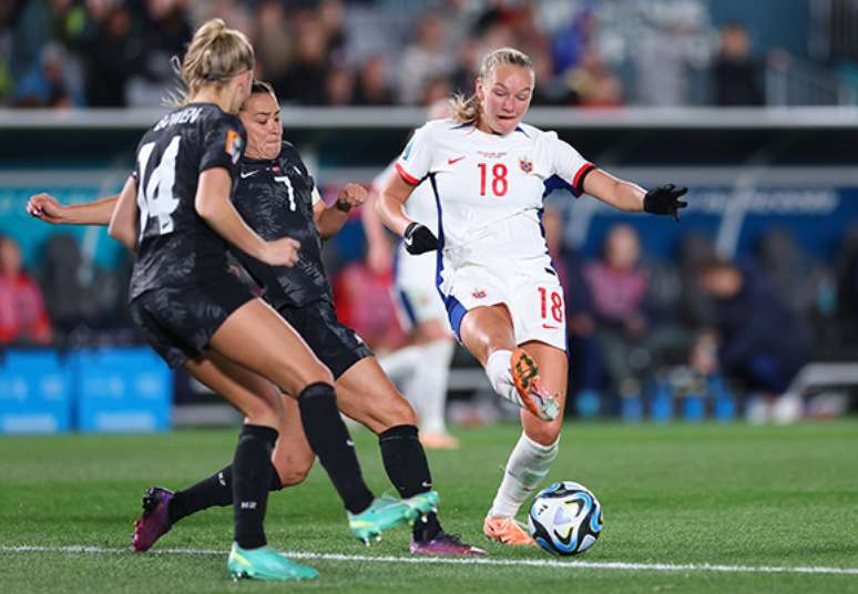 Veja imagens dos jogos de abertura da Copa do Mundo Feminina na Austrália e  Nova Zelândia