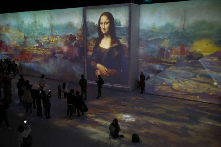 Exposição 'Os Mundos de Leonardo da Vinci' no Morumbi Shopping apresenta mais do que as obras do artista renascentista, promovendo um mergulho em sua história.