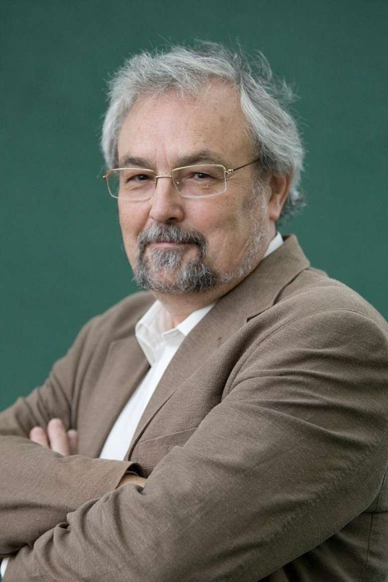 Robin Dunbar, psicólogo, acadêmico e antropólogo britânico