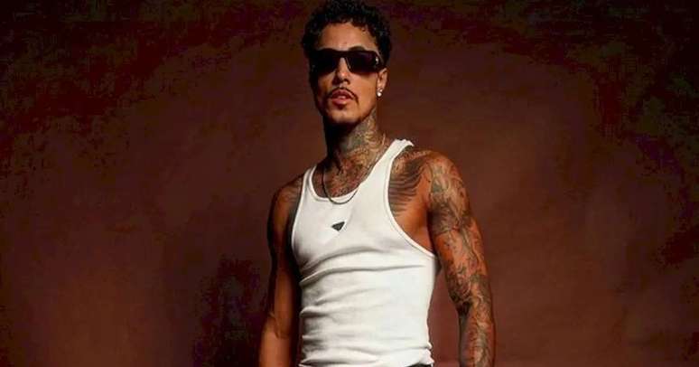 O cantor MC Livinho /