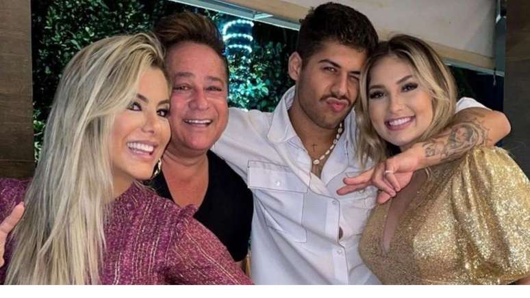 Poliana Rocha, Leonardo, Z&eacute; Felipe e Virginia Fonseca (Reprodu&ccedil;&atilde;o/Instagram)