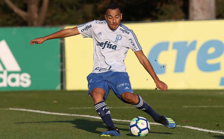 Rafael Elias assinará por três anos e meio com o Cruzeiro 