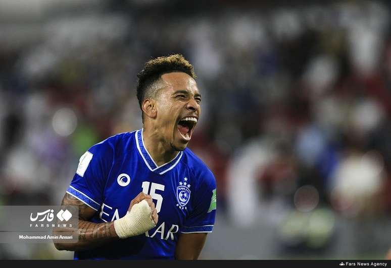 Meia-atacante chega neste sábado a Belo Horizonte para assinar com o Cruzeiro –