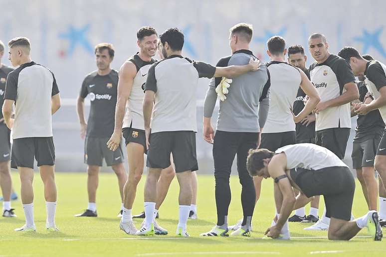 Jogadores do Barcelona estão treinano nos EUA. Mas, neste sábado, sofreram com um problema gastrointestinal. Resultado: jogo com a Juve cancelado –