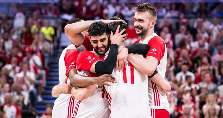 Polônia vence os EUA de virada e garante o primeiro lugar geral do Campeonato  Mundial de vôlei