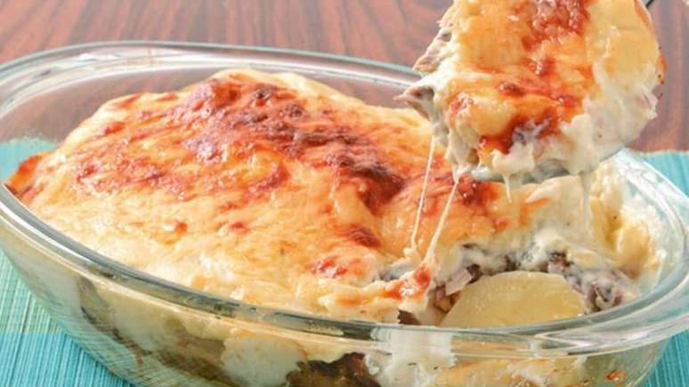 Peixe gratinado ao molho branco