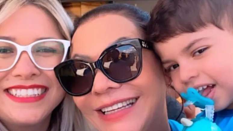 Juliana Cavalheiro, dona Ruth e Léo (Reprodução/Instagram)