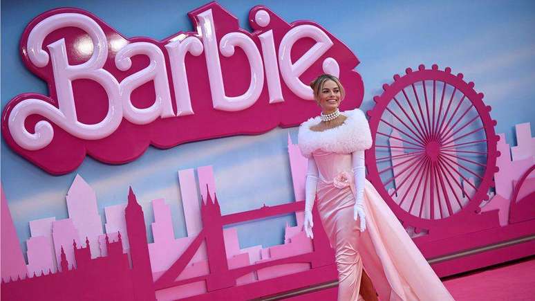 Diretora de Barbie fala sobre o filme: é como se todos fossem