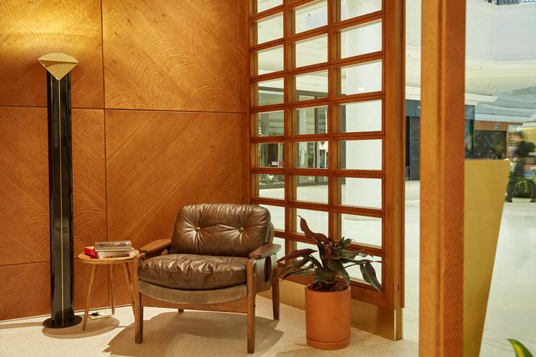 Handred opens a shop with a design inspired by Modernism