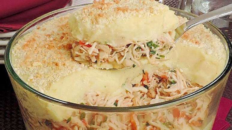 Escondidinho light de batata-doce e frango