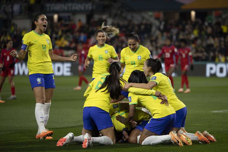 Ary Borges brilha na estreia da seleção brasileira na Copa do