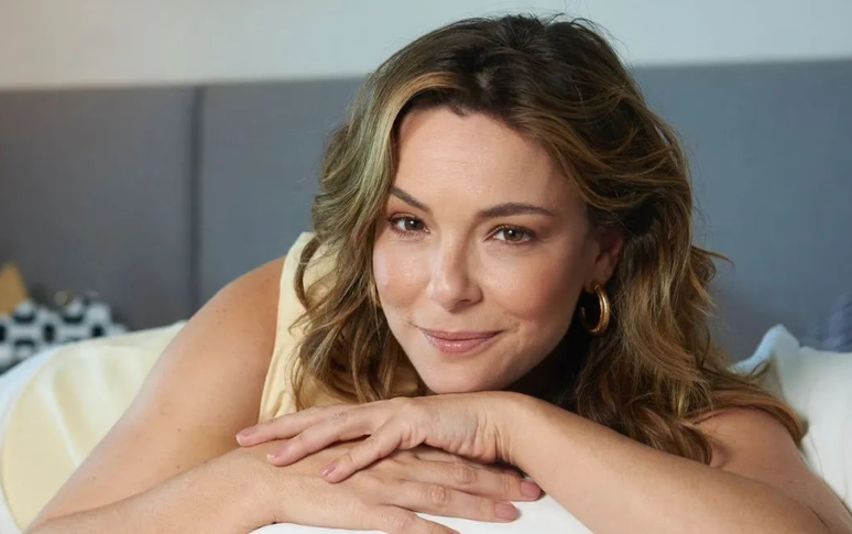 A atriz Regiane Alves, 44, gravou últimas cenas da novela 'Vai na Fé', da TV Globo