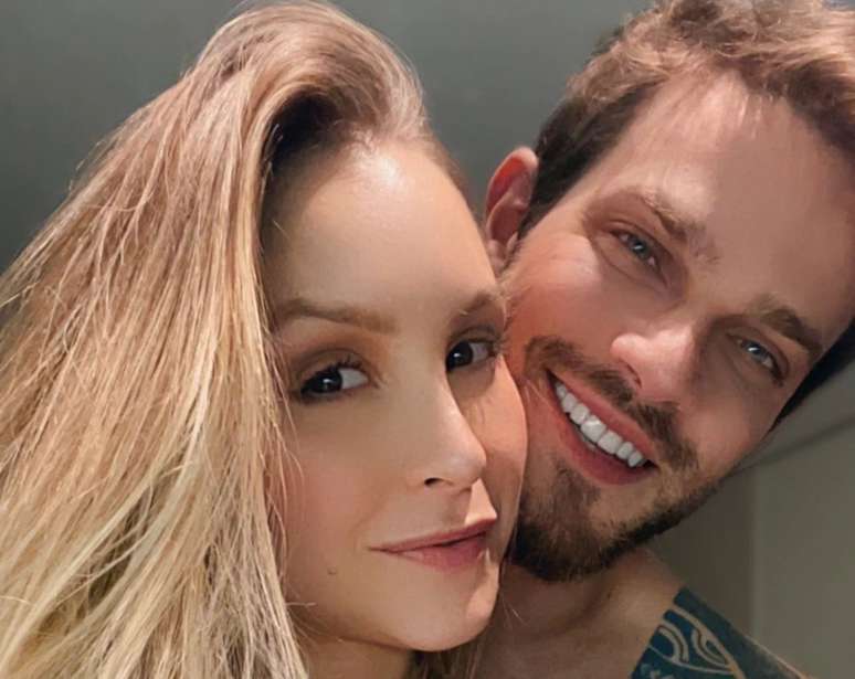 Carla Diaz e Felipe Becari