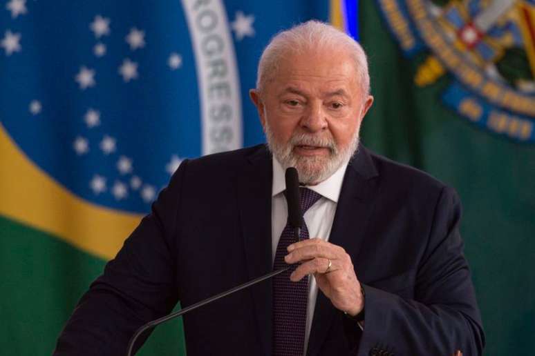 O presidente Lula cancelou sua agenda por questões médicas; ele realizará nova infiltração no quadril para amenizar as dores no local Crédito