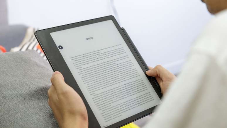 Leitor Kindle, da , começa a ser vendido no Brasil - Jornal O Globo